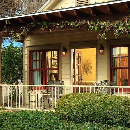 Inn On Lake Granbury Dış mekan fotoğraf